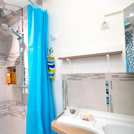 Flc-gd 4p -clim- Box Extra 1 Car St Charles Apartment *