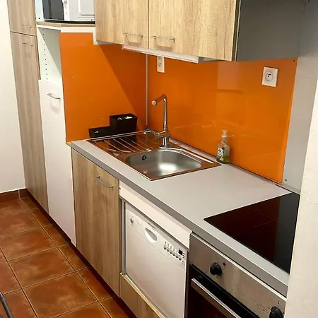 Flc-gd 4p -clim- Box Extra 1 Car St Charles Apartment Marseille