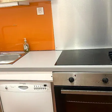 Flc-gd 4p -clim- Box Extra 1 Car St Charles Apartment